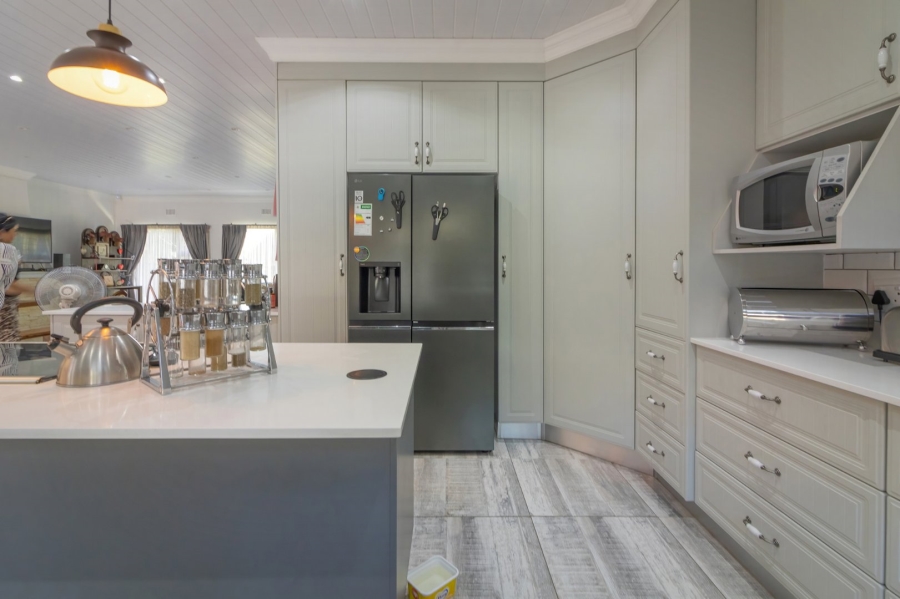 4 Bedroom Property for Sale in Panorama Free State